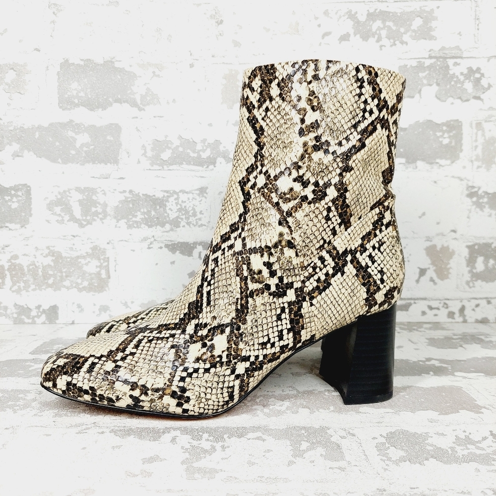 New Nordstrom Rack Naja Snakeprint Block Heel Ankle Boots H163 - Picture 1 of 11